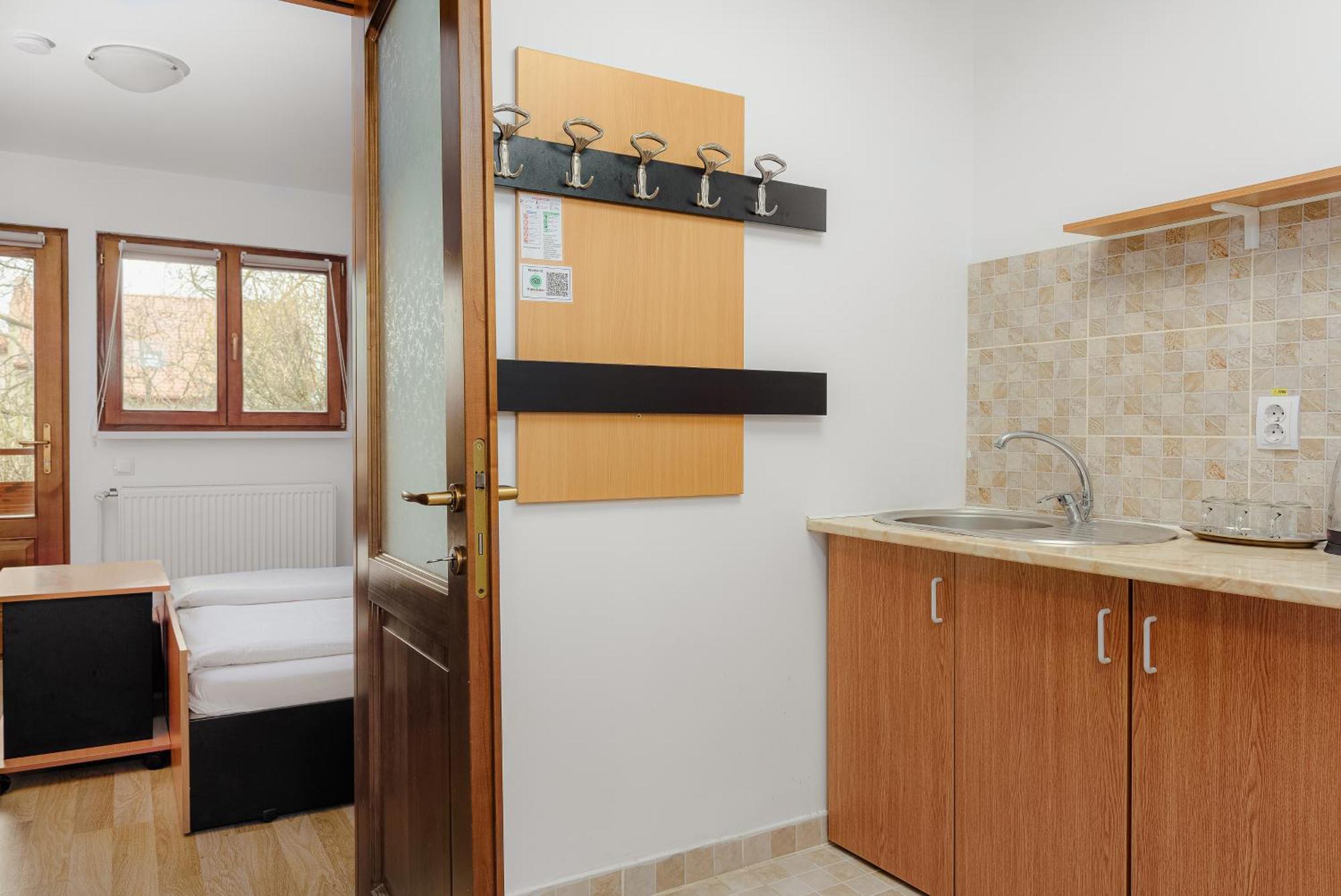 Business Transit To Therme & Bucharest Airport Săftica Zewnętrze zdjęcie