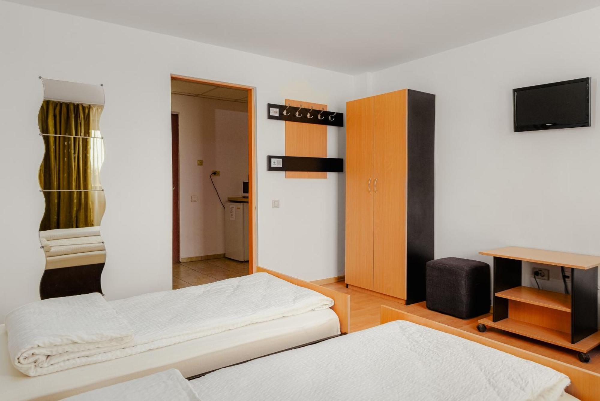 Business Transit To Therme & Bucharest Airport Săftica Zewnętrze zdjęcie