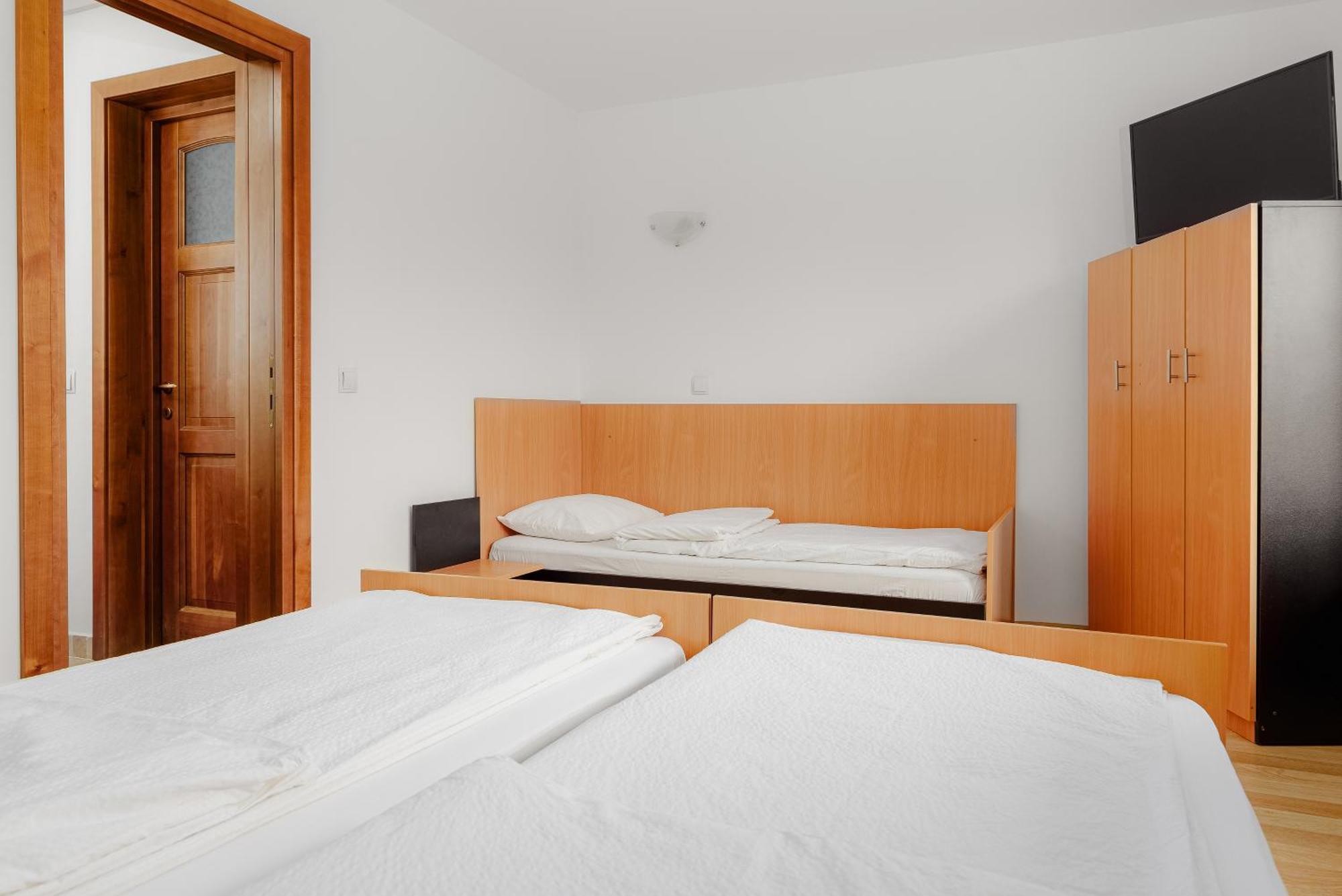 Business Transit To Therme & Bucharest Airport Săftica Zewnętrze zdjęcie