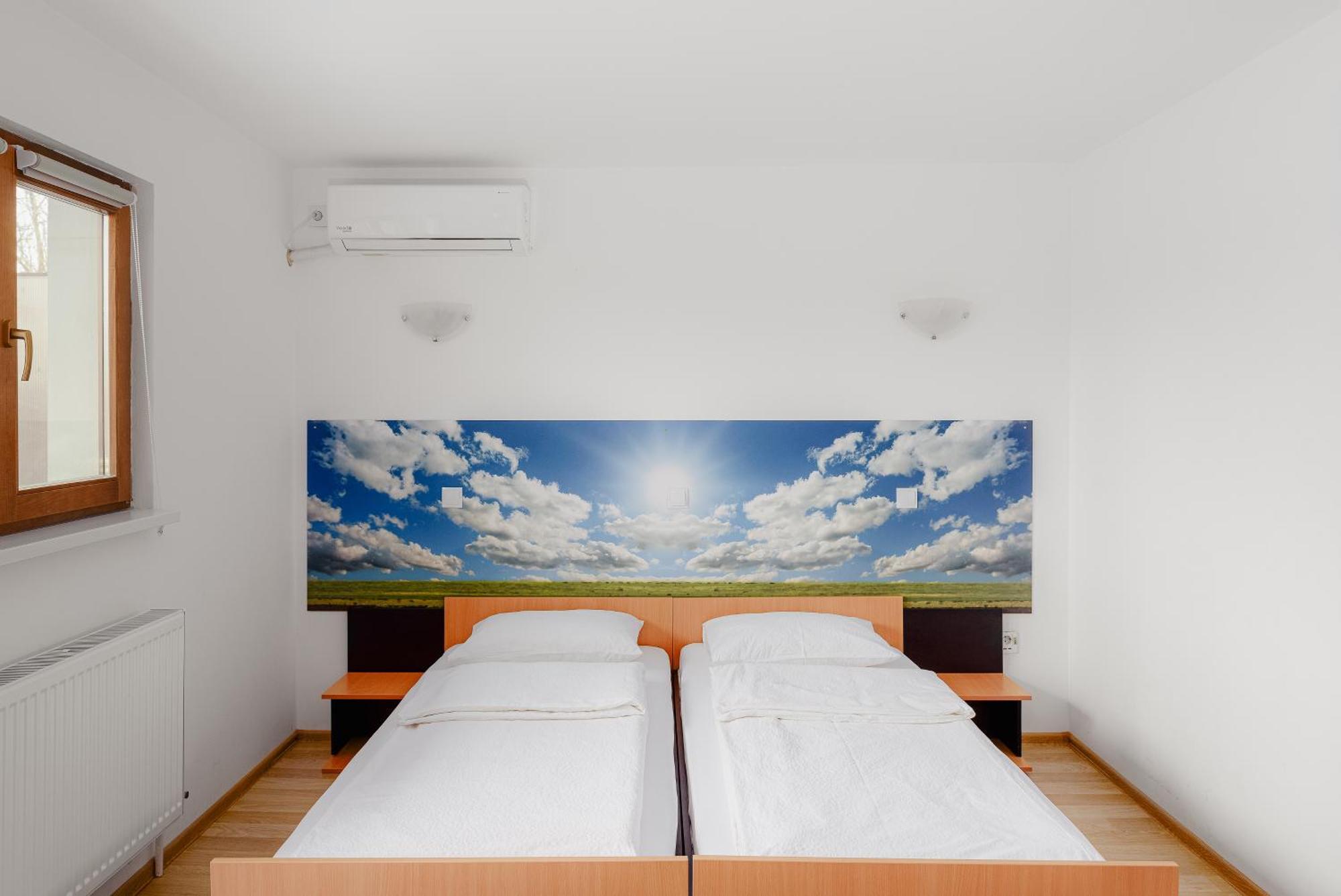 Business Transit To Therme & Bucharest Airport Săftica Zewnętrze zdjęcie